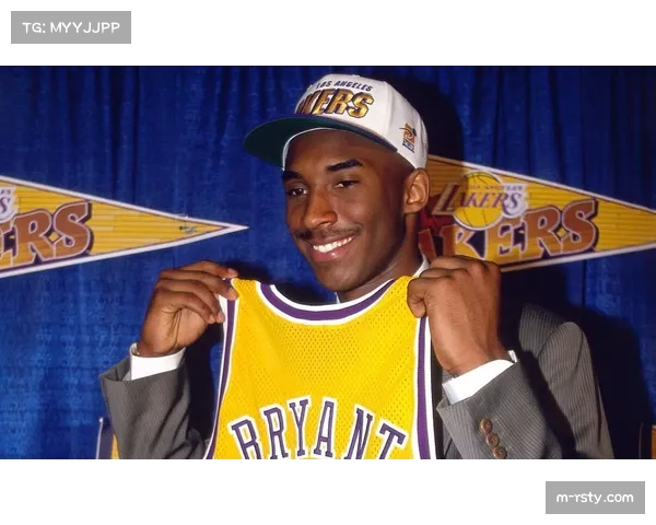 分析:国际球员高球商属性普遍,在季后赛关键回合中的决策优势